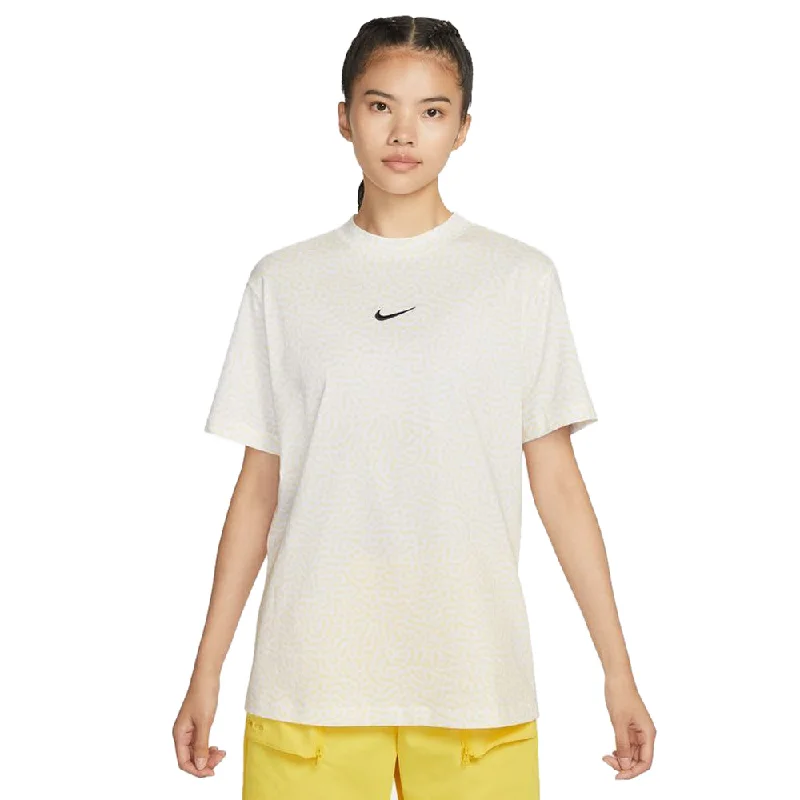 Nike Sportswear Women's T-Shirt